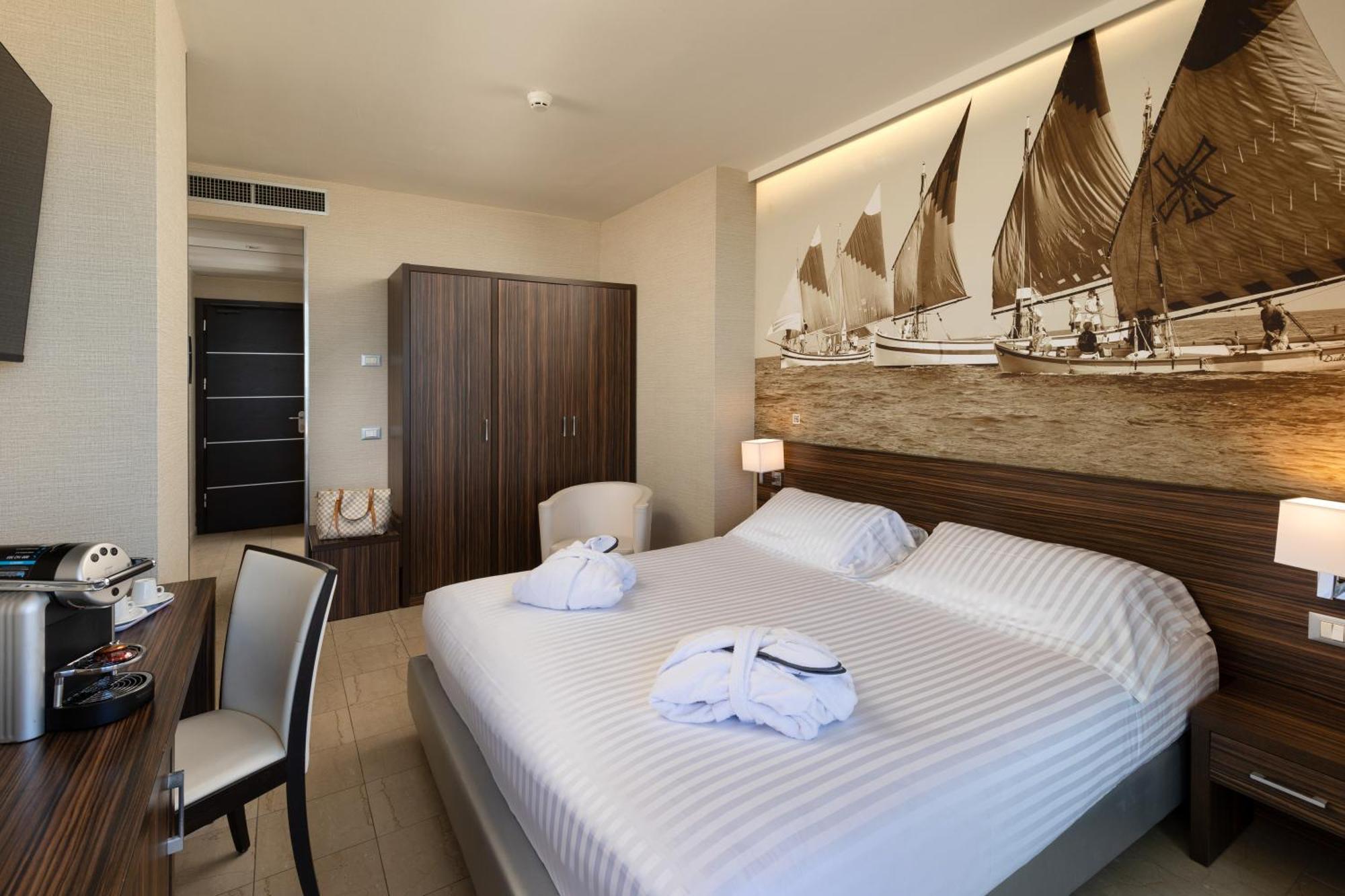 Mercure Lungomare 4* Rimini