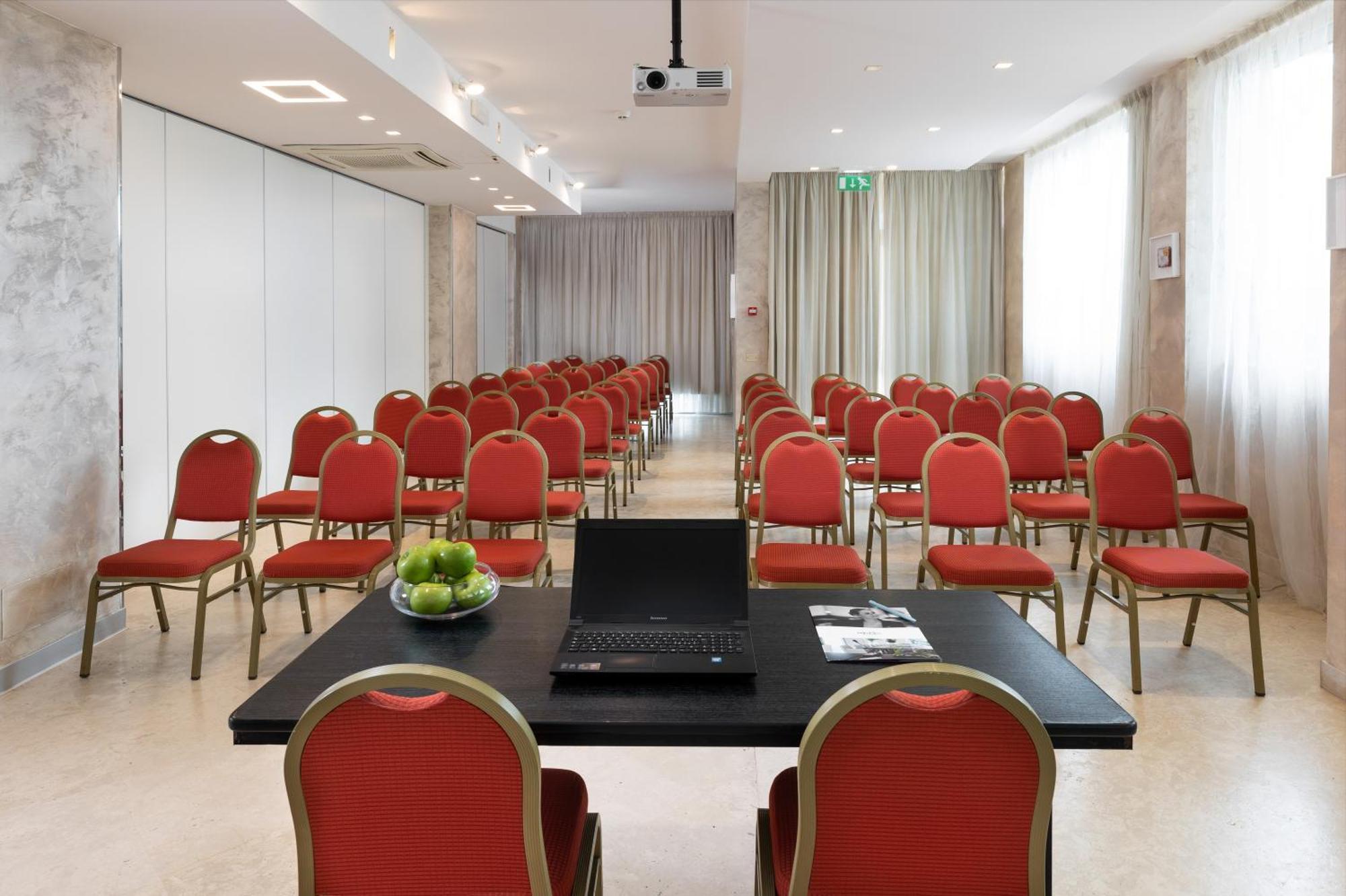 Mercure Lungomare