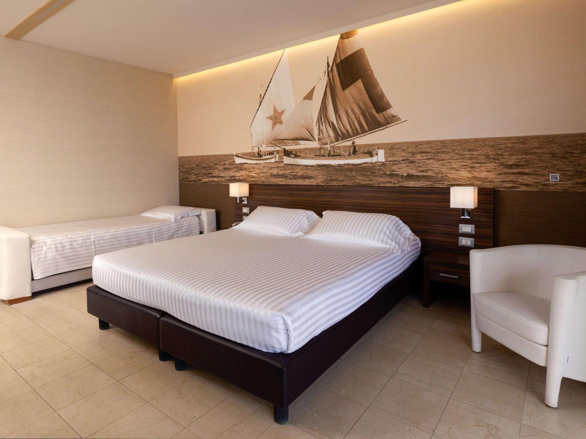 Mercure Lungomare Hotel