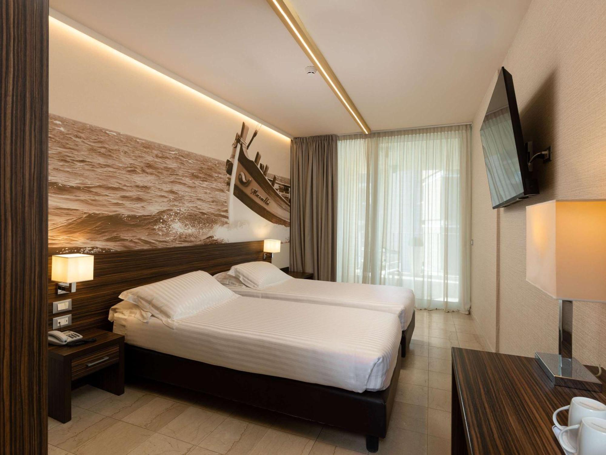 Mercure Lungomare Hotel 4*