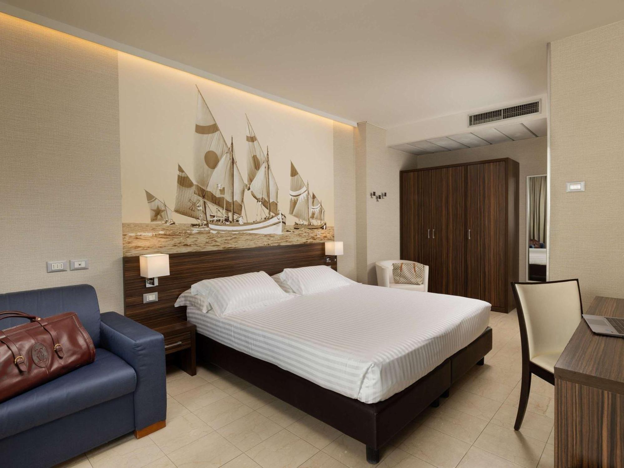 Mercure Lungomare Hotel