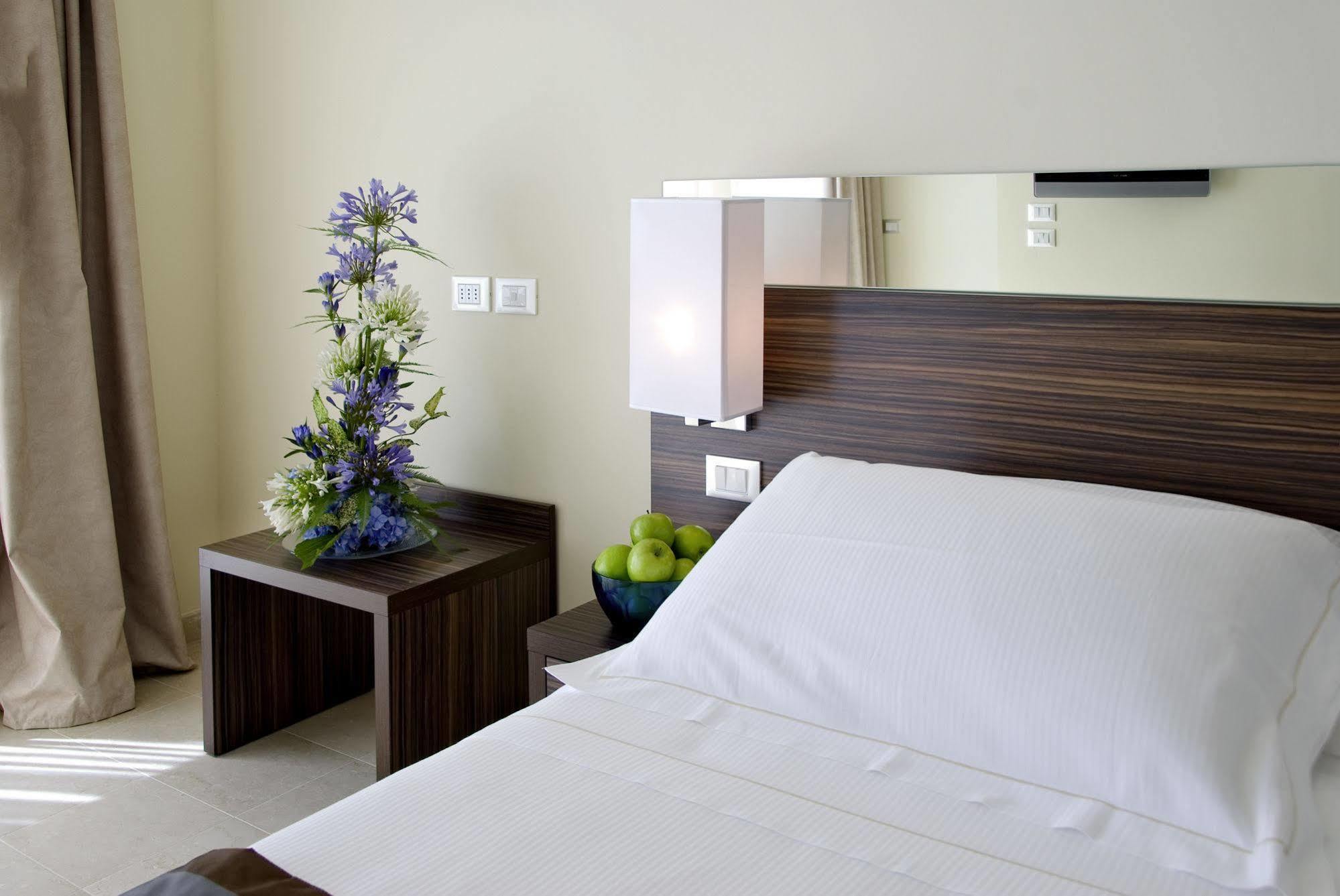 Mercure Lungomare 4*