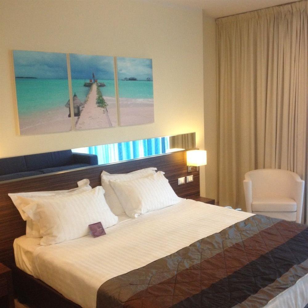 Mercure Lungomare 4*