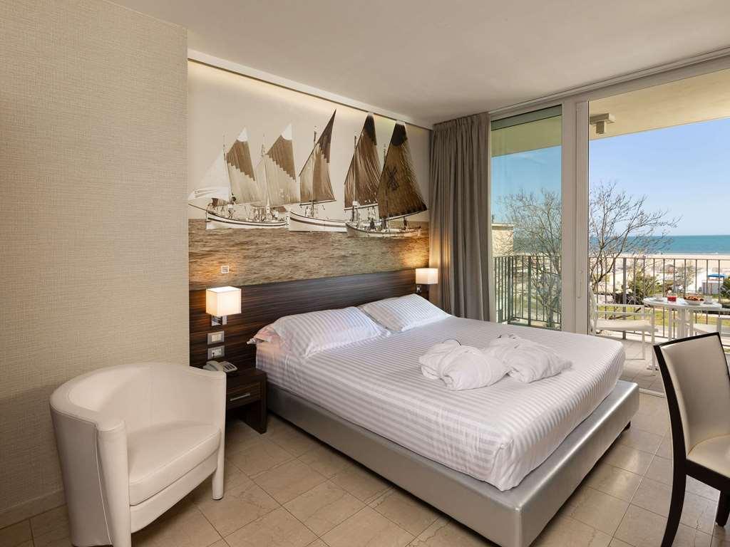 Mercure Lungomare 4*