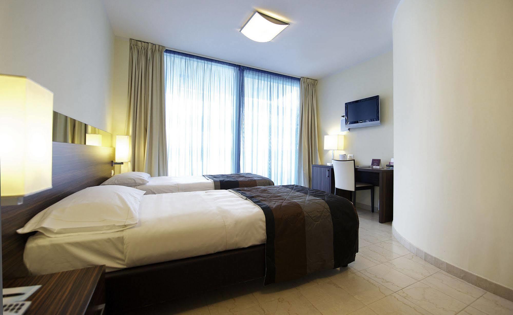 Mercure Lungomare Hotel 4*